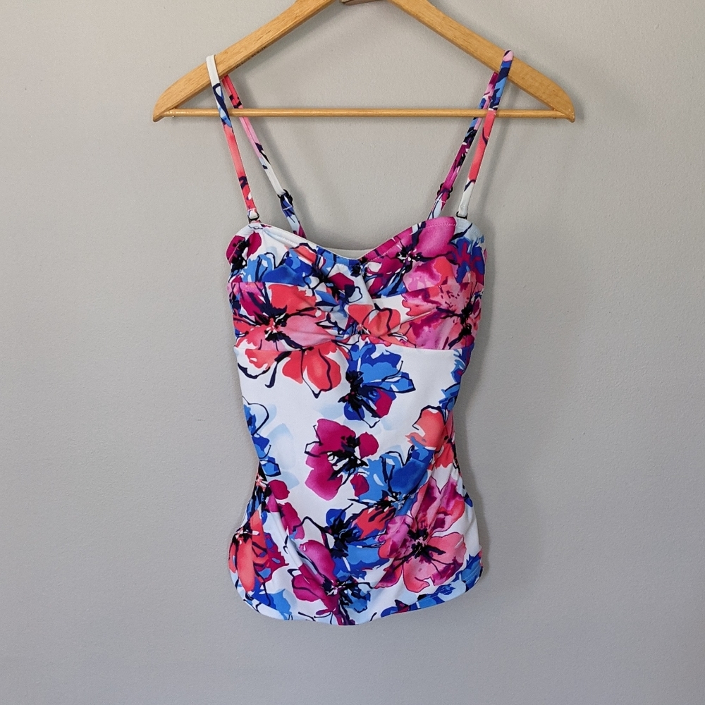 Croft & Barrow Floral Swim Top Size 6